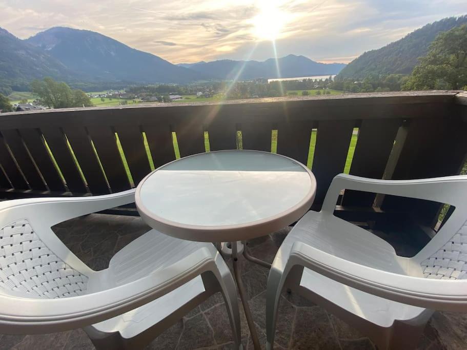 Schoene Ferienwohnung Mit Wolfgangseeblick Strobl Exteriör bild
