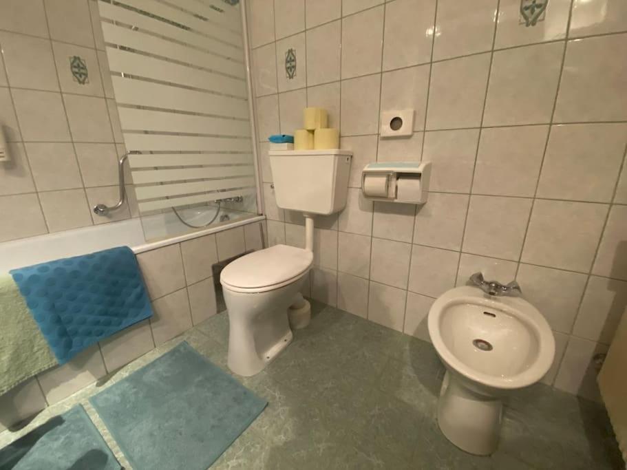 Schoene Ferienwohnung Mit Wolfgangseeblick Strobl Exteriör bild
